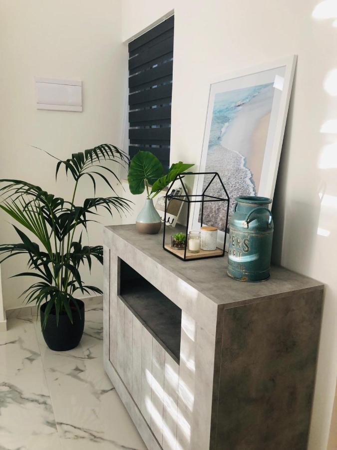 Brand New Sea View With Parking Apartment *