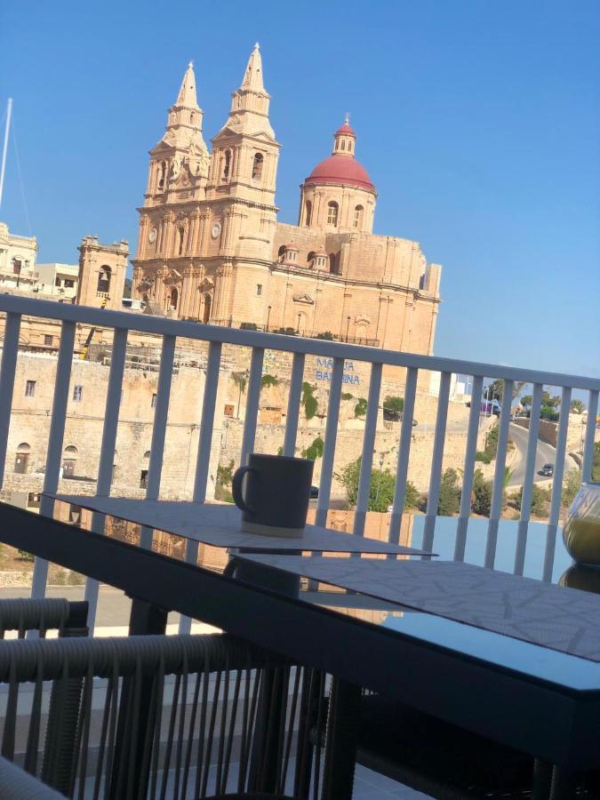 Brand New Sea View With Parking
